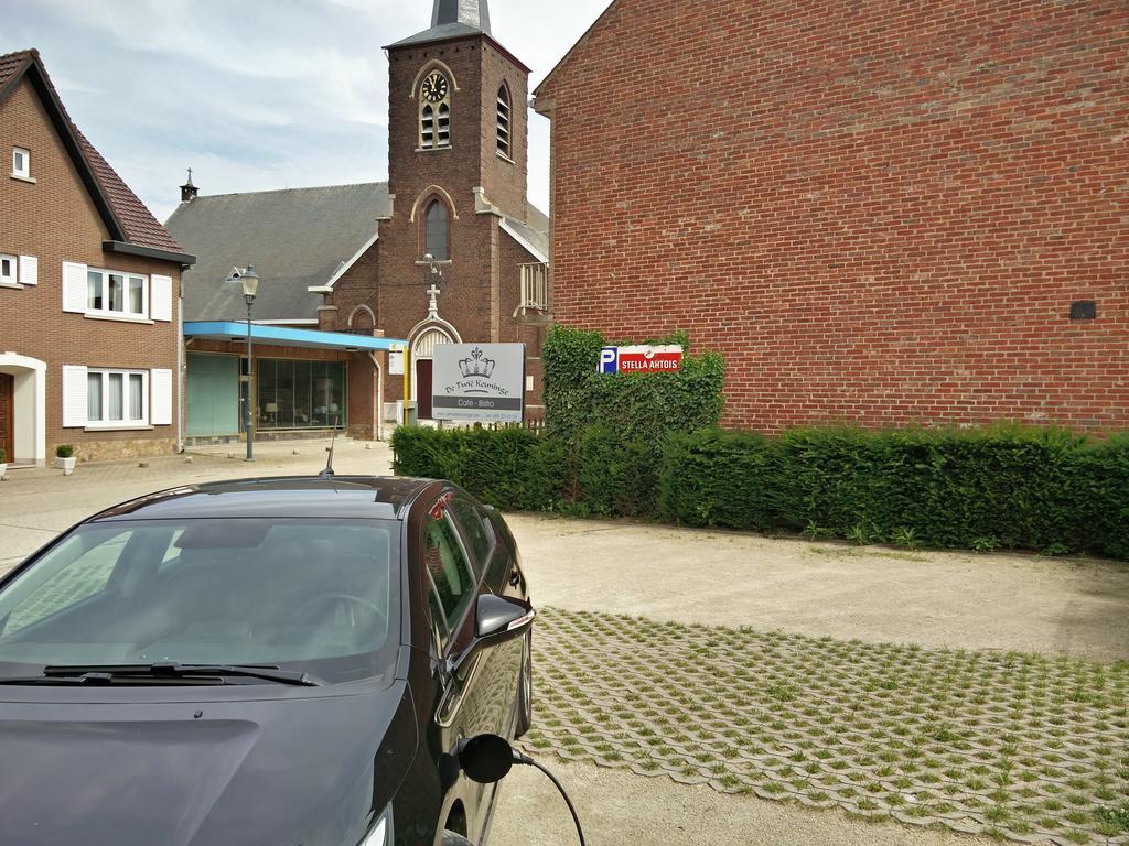 De Twie Keuninge Maasmechelen Bagian luar foto